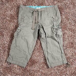 SO Retro Y2K Cargo Crop Capri Pants Juniors Size 15 Olive Green